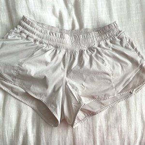 Lululemon Hotty Hot Short 2.5"